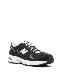 schwarze niedrige Sneakers von New Balance