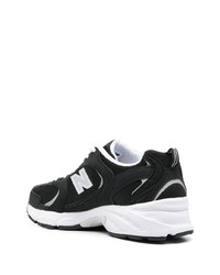 schwarze niedrige Sneakers von New Balance