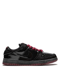 schwarze niedrige Sneakers von Nike