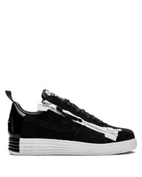 schwarze niedrige Sneakers von Nike