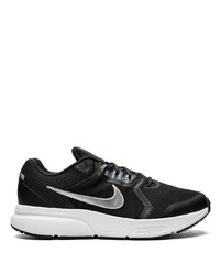 schwarze niedrige Sneakers von Nike