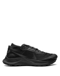 schwarze niedrige Sneakers von Nike