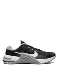 schwarze niedrige Sneakers von Nike