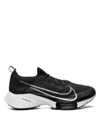 schwarze niedrige Sneakers von Nike