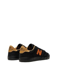 schwarze niedrige Sneakers von New Balance