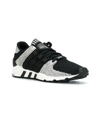 schwarze niedrige Sneakers von adidas