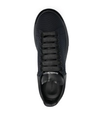 schwarze niedrige Sneakers von Alexander McQueen