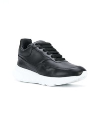 schwarze niedrige Sneakers von Alexander McQueen