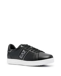 schwarze niedrige Sneakers von Ea7 Emporio Armani