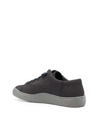 schwarze niedrige Sneakers von Camper