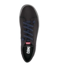 schwarze niedrige Sneakers von Camper