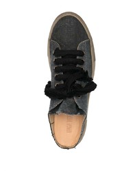 schwarze niedrige Sneakers von Uma Wang