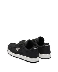 schwarze niedrige Sneakers von Prada