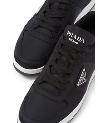 schwarze niedrige Sneakers von Prada