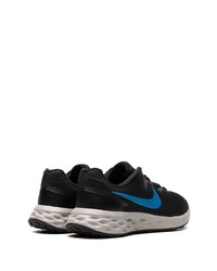 schwarze niedrige Sneakers von Nike