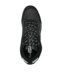 schwarze niedrige Sneakers von Lacoste