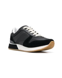 schwarze niedrige Sneakers von Tommy Hilfiger