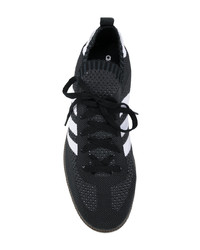 schwarze niedrige Sneakers von adidas