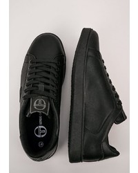 schwarze niedrige Sneakers von Sergio Tacchini