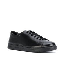 schwarze niedrige Sneakers von Prada