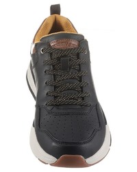 schwarze niedrige Sneakers von Skechers