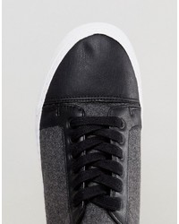 schwarze niedrige Sneakers von Asos