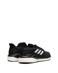 schwarze niedrige Sneakers von adidas