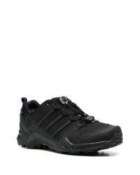 schwarze niedrige Sneakers von adidas