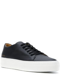 schwarze niedrige Sneakers von Common Projects