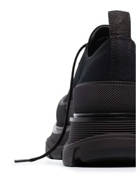 schwarze niedrige Sneakers von Alexander McQueen