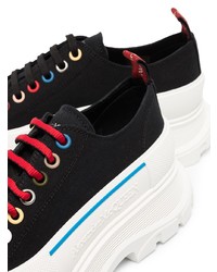 schwarze niedrige Sneakers von Alexander McQueen