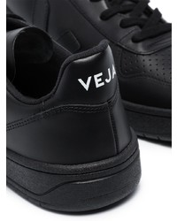 schwarze niedrige Sneakers von Veja