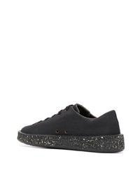 schwarze niedrige Sneakers von Camper