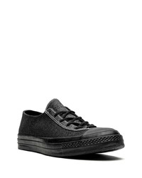 schwarze niedrige Sneakers von Converse