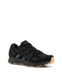 schwarze niedrige Sneakers von Salomon