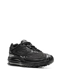 schwarze niedrige Sneakers von Nike