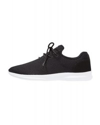 schwarze niedrige Sneakers von YOURTURN