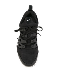 schwarze niedrige Sneakers von Nike