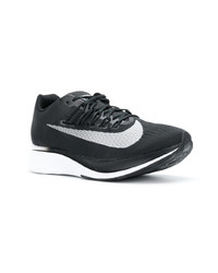 schwarze niedrige Sneakers von Nike