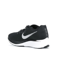 schwarze niedrige Sneakers von Nike