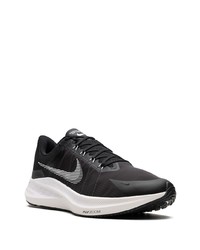 schwarze niedrige Sneakers von Nike