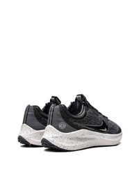 schwarze niedrige Sneakers von Nike