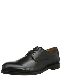 schwarze Oxford Schuhe von Clarks