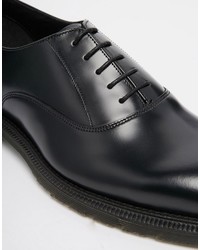 schwarze Oxford Schuhe von Dr. Martens