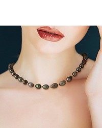 schwarze Perlenkette von Pearls & Colors