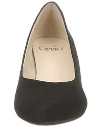 schwarze Pumps von Caprice