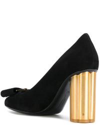 schwarze Pumps von Salvatore Ferragamo