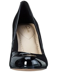 schwarze Pumps von Clarks