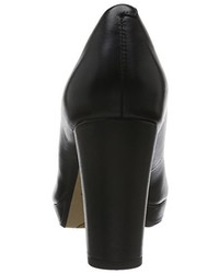 schwarze Pumps von Clarks