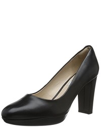 schwarze Pumps von Clarks